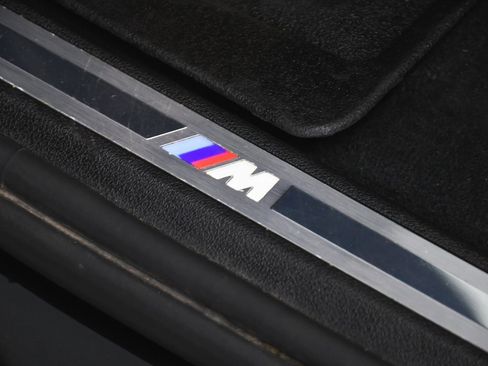 Used 2023 BMW X6 xDrive40i w/ M Sport Package image 11