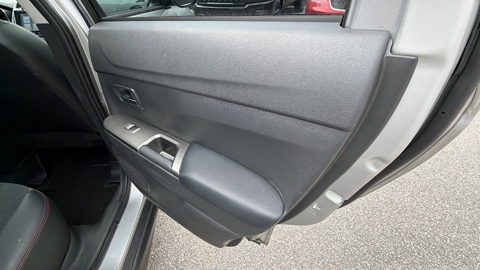 Used 2024 Mitsubishi Outlander Sport AWD image 20