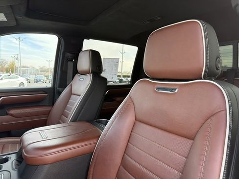 Certified 2024 GMC Sierra 2500 Denali Ultimate image 13