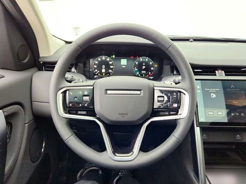 Certified 2025 Land Rover Discovery Sport S image 25