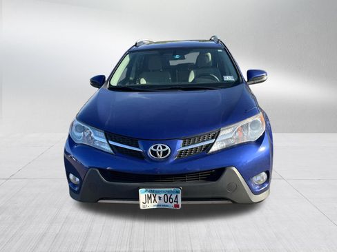 Used 2014 Toyota RAV4 XLE AWD/4WD image 2