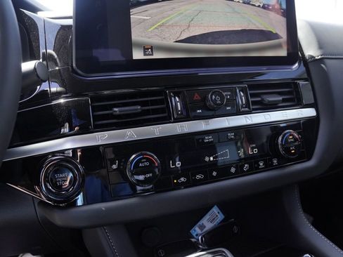 New 2026 Nissan Kicks S image 13