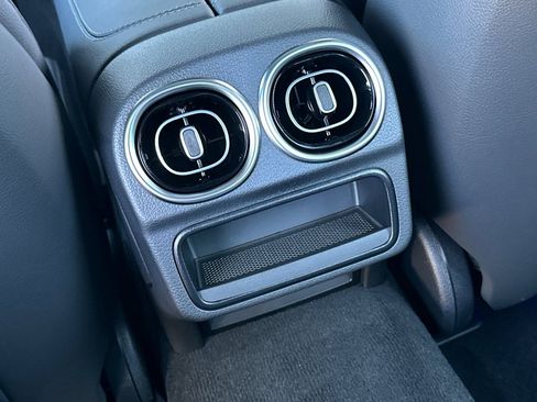 New 2025 Mercedes-Benz C 300 Sedan image 26