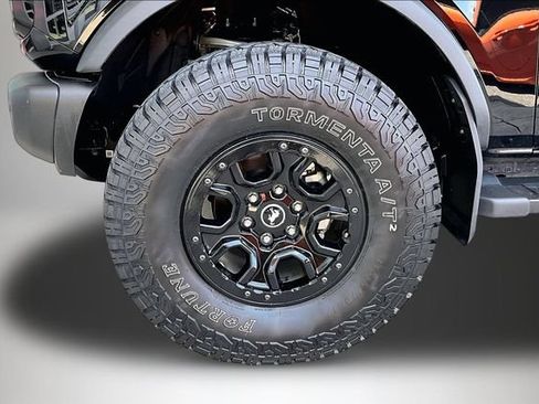 Used 2023 Ford Bronco Wildtrak AWD/4WD image 29