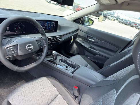 New 2026 Nissan Sentra SV w/ SV Convenience Package FWD image 24