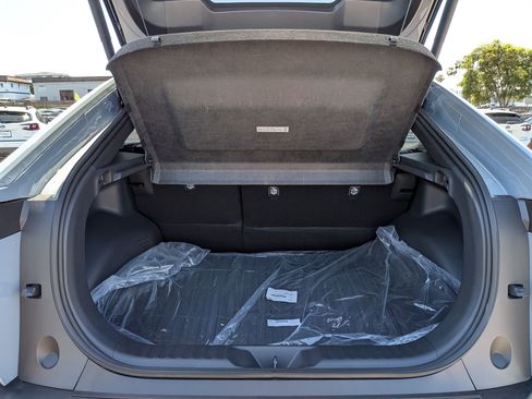 New 2026 Subaru Uncharted Premium FWD image 22