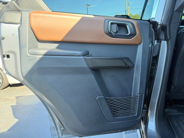 Used 2024 Ford Bronco Outer Banks w/ Sasquatch Package AWD/4WD image 23