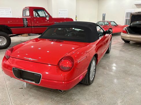 Used 2002 Ford Thunderbird Deluxe image 7