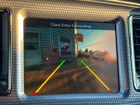 Used 2016 Dodge Challenger SRT Hellcat RWD image 20