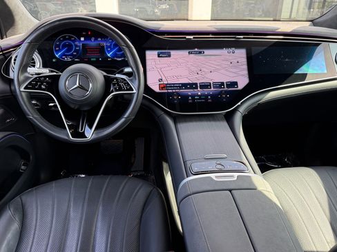 Used 2023 Mercedes-Benz EQS 580 4MATIC SUV image 41