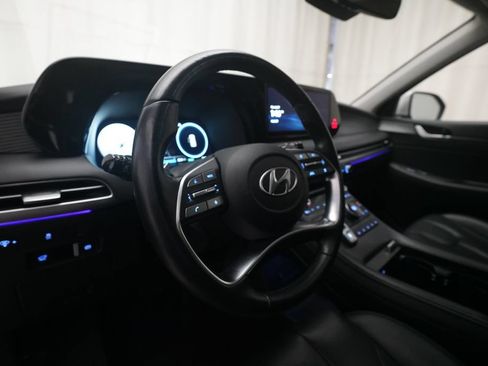Used 2024 Hyundai Palisade Limited FWD image 8