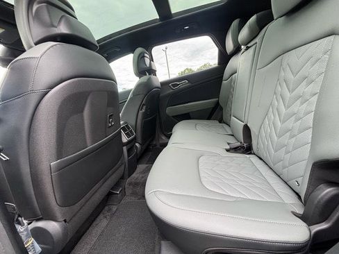 Used 2023 Kia Sportage X-Line w/ X-Line Premium Package AWD/4WD image 34