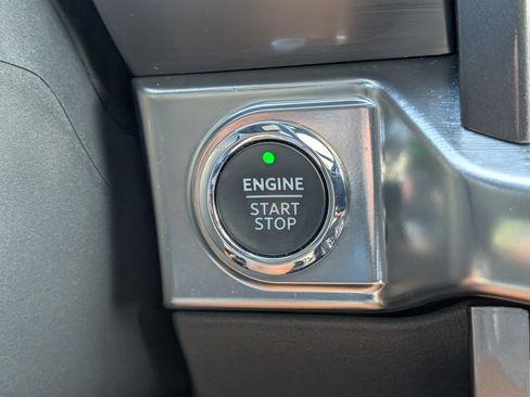 Used 2023 Ford F150 Lariat w/ Equipment Group 502A High AWD/4WD image 24