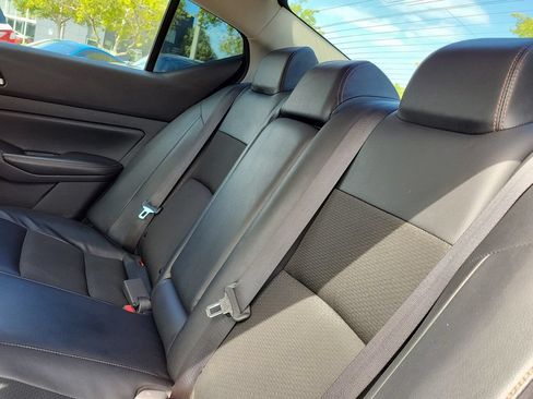 Used 2020 Nissan Altima 2.5 SR w/ Premium Package FWD image 15