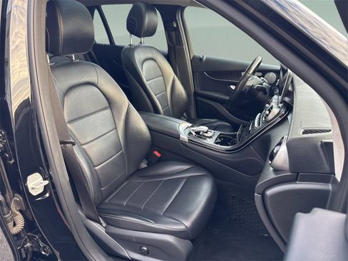 Used 2016 Mercedes-Benz GLC 300 image 28