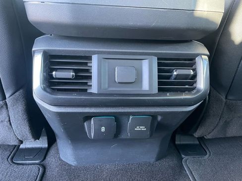 Used 2022 Ford F150 Lariat image 60