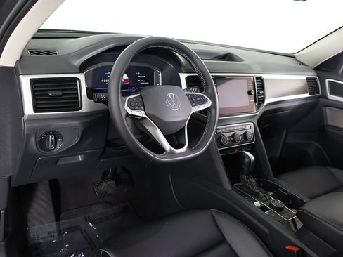 Used 2022 Volkswagen Atlas SE AWD/4WD image 29