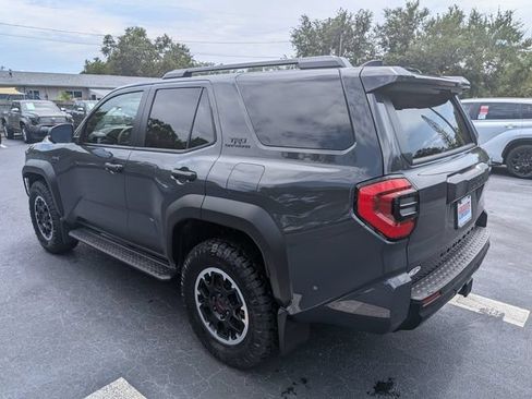 Used 2025 Toyota 4Runner TRD Off-Road Premium AWD/4WD image 8