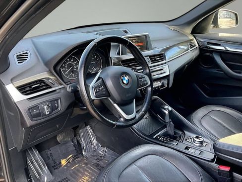 Used 2017 BMW X1 xDrive28i AWD/4WD image 11