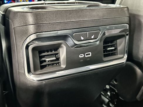 Used 2023 Chevrolet Silverado 1500 High Country AWD/4WD image 28