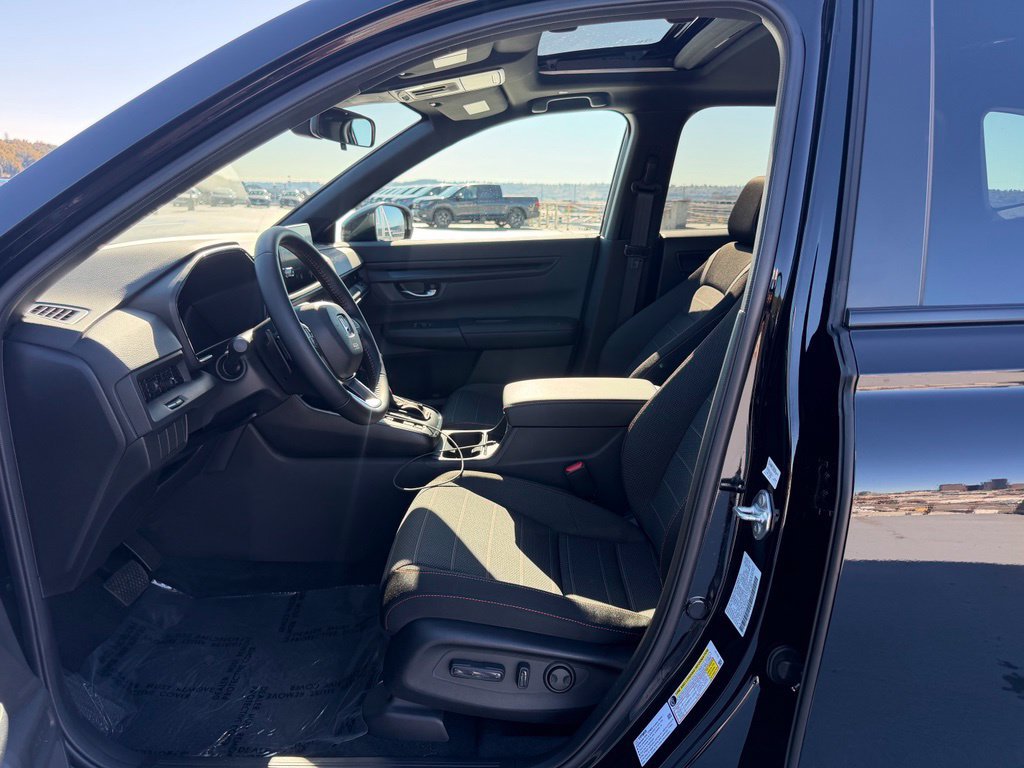 Used 2026 Honda CR-V Sport image 8