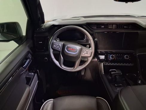 Certified 2026 GMC Sierra 1500 AT4X w/ AT4X AEV Edition AWD/4WD image 12