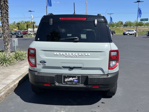 Certified 2024 Ford Bronco Sport Outer Banks w/ Tech Package AWD/4WD image 4