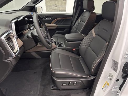 New 2026 GMC Canyon Denali image 17