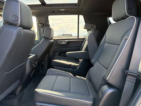 New 2026 Chevrolet Tahoe Premier AWD/4WD image 18