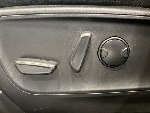 Used 2023 Ford Escape Active image 11