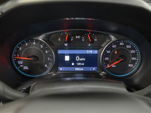 Used 2023 Chevrolet Equinox RS w/ RS Leather Package image 21