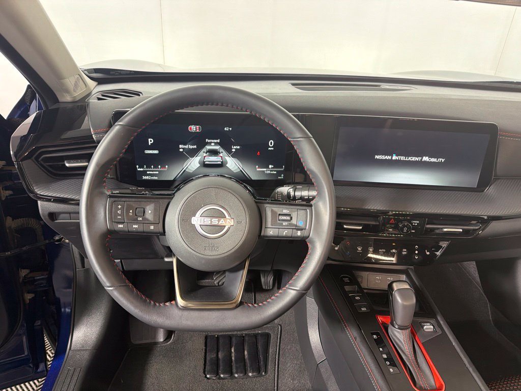 Used 2026 Nissan Kicks SR w/ Cold Weather Package AWD/4WD image 14