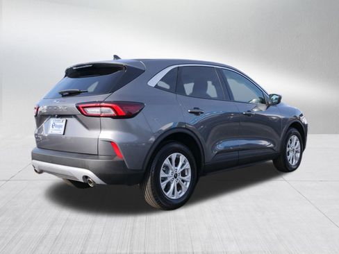 Used 2024 Ford Escape Active w/ Cold Weather Package image 3