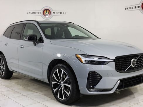 Used 2025 Volvo XC60 B5 Plus AWD/4WD image 38