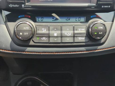 Used 2018 Toyota RAV4 SE w/ Power Extra Value Package AWD/4WD image 20