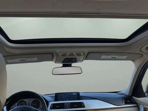Used 2014 BMW 320i Sedan image 28