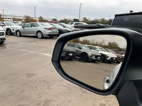 Used 2025 Toyota Grand Highlander FWD image 20