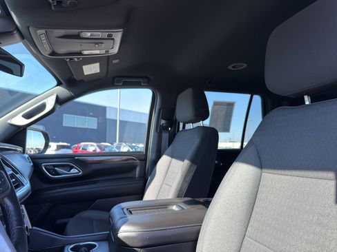 Used 2022 GMC Yukon SLE w/ Gmc Pro Safety Plus Package image 27