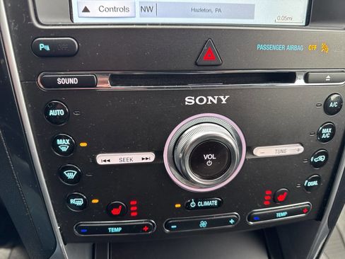 Used 2017 Ford Explorer Sport image 33