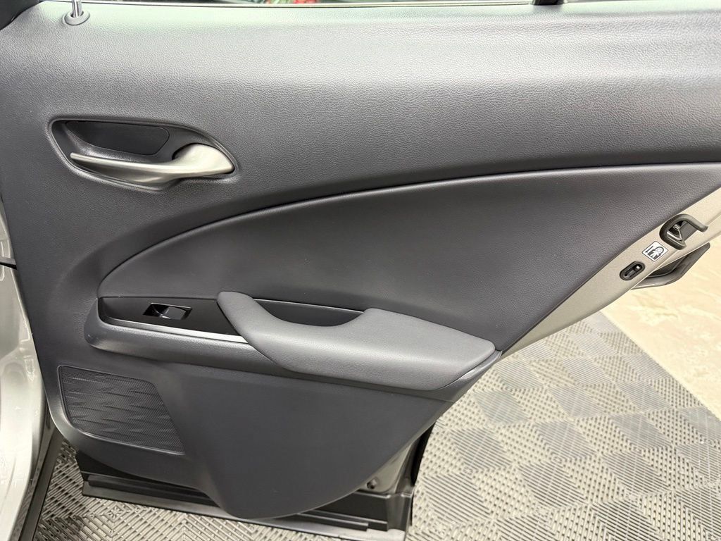 Used 2021 Lexus UX 200 w/ Accessory Package (Z1) FWD image 46