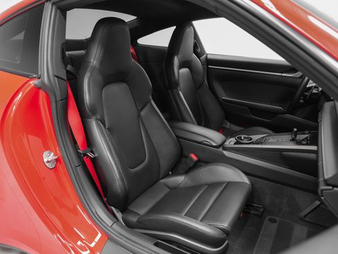Certified 2021 Porsche 911 Carrera 4S AWD/4WD image 25