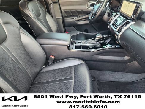 Certified 2023 Kia Sorento SX AWD/4WD image 13