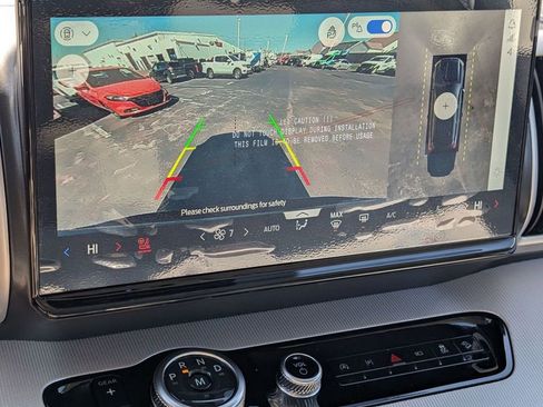 New 2026 Ford Expedition Active image 3