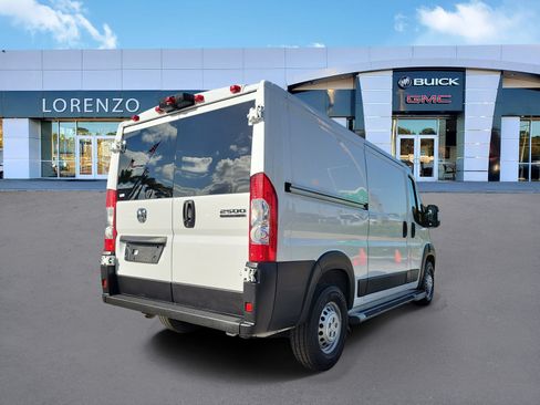 Used 2025 RAM ProMaster 2500 w/ U-Haul Equipment Group FWD image 5