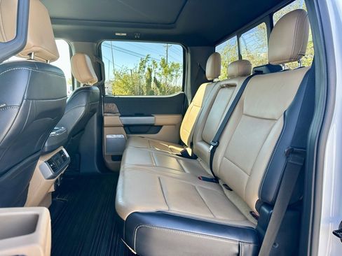 Used 2021 Ford F150 Lariat w/ Equipment Group 502A High image 10