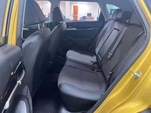 Used 2021 Kia Seltos S image 28