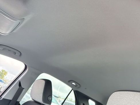 Used 2022 Chevrolet Equinox LS image 22