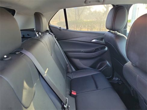 Used 2024 Buick Encore GX Sport Touring image 32