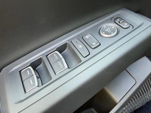 New 2026 Honda Accord SE image 18