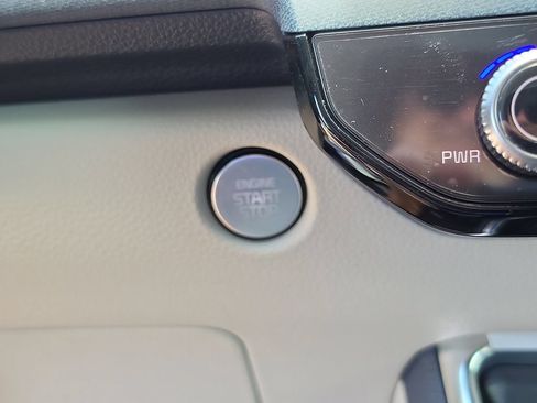 New 2026 Kia Carnival EX FWD image 28
